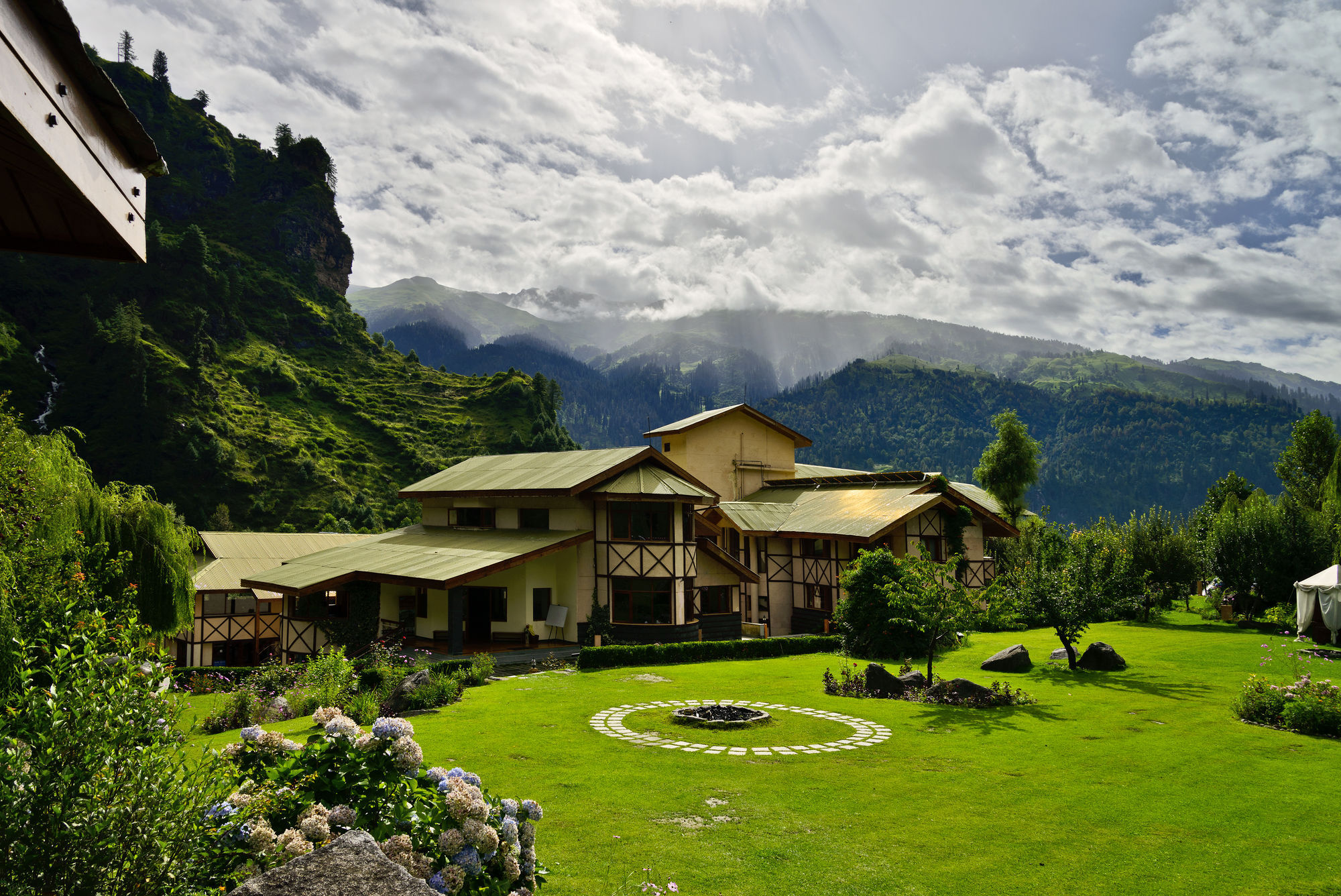Palchān Solang Valley Resort מראה חיצוני תמונה